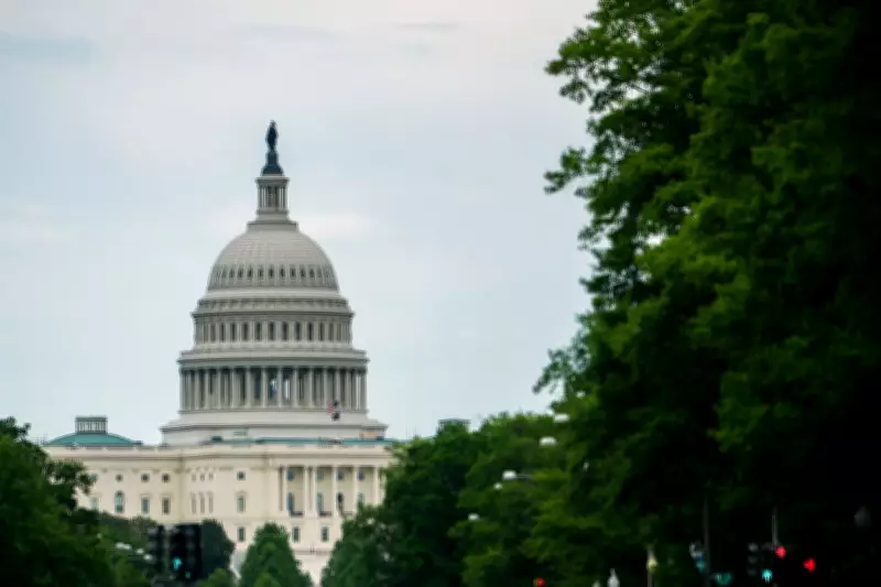 Senators Unanimously Approve Withholding Pay During Government Shutdowns