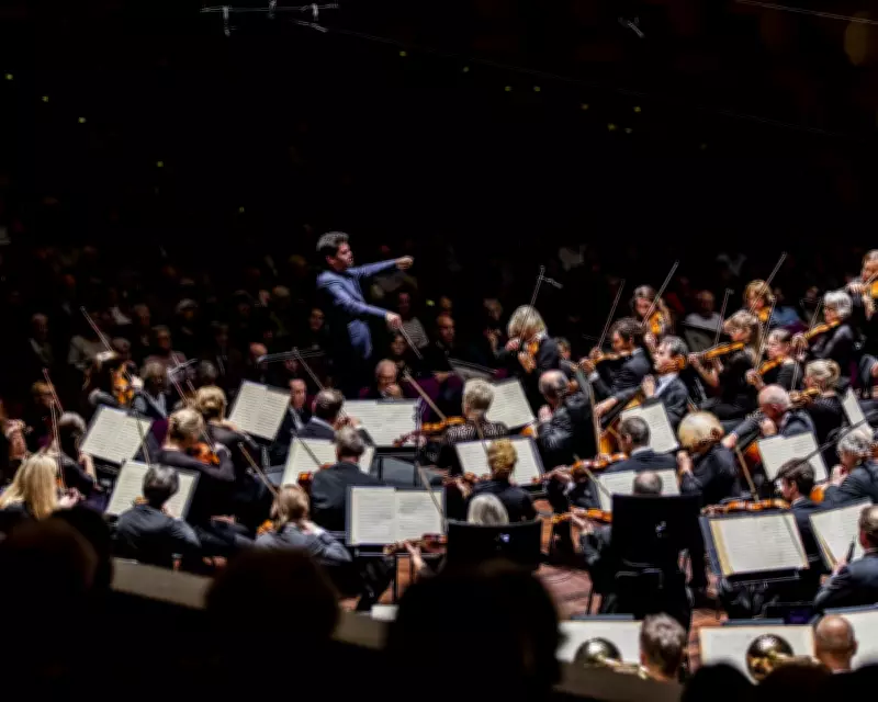 Shani's Fresh Take on Dvořák's Ninth Symphony Impresses
