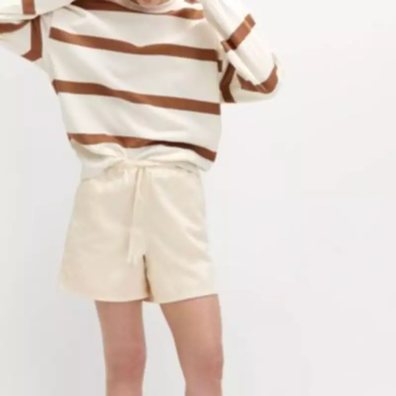 Shoppers Grab Top M&S Shorts for Under £7 with Cashback Deal