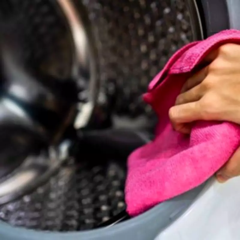 Simple 5-Second Task After Each Wash Prevents Mould in Washing Machines