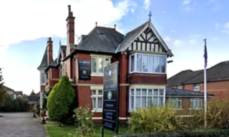 Single Hotel Room in Preston Listed for £40,000 Sparks Confusion