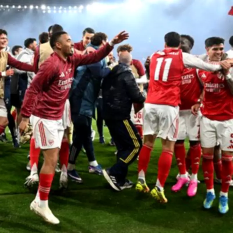 Sneijder Jokes UEFA Should Cancel Arsenal's Champions League Final Spot