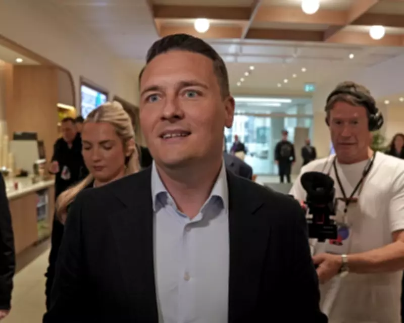 Streeting Confirms Labour Leadership Bid, Slams Starmer's 'Heavy-Handed' Culture
