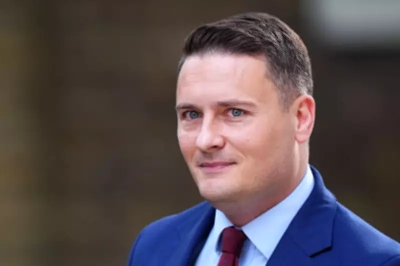 Streeting Quits Cabinet, Calls for Starmer Leadership Contest