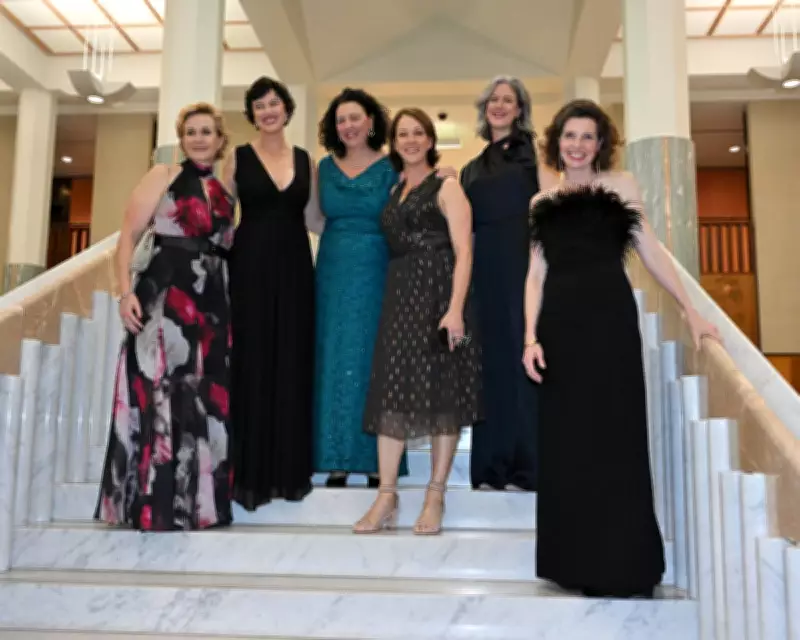 Teal MPs Consider Forming Centrist Party to Counter Liberal Shift and One Nation