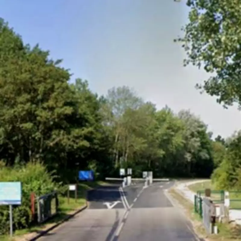 Teenage Boy Missing in Water at Rother Valley Park Sparks Rescue Operation