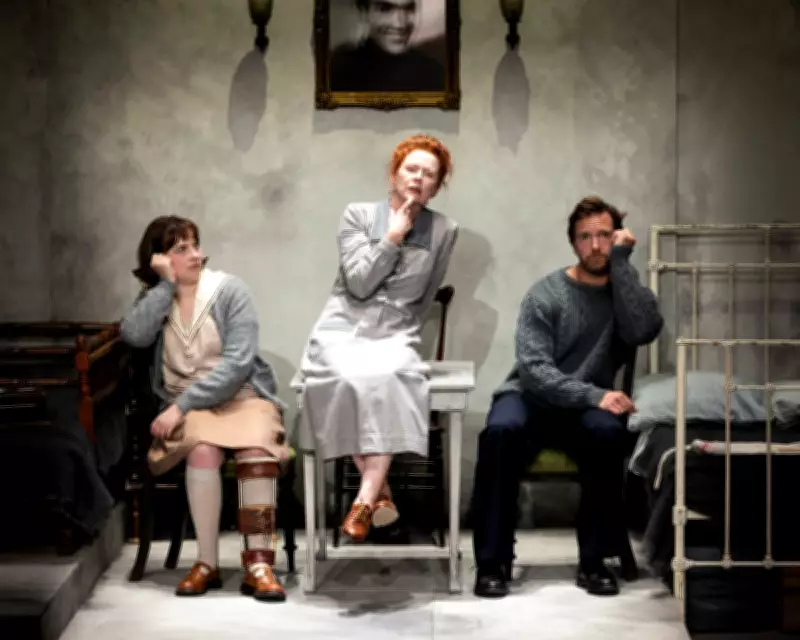 The Glass Menagerie Review: Tennessee Williams Classic Stomped On for Laughs