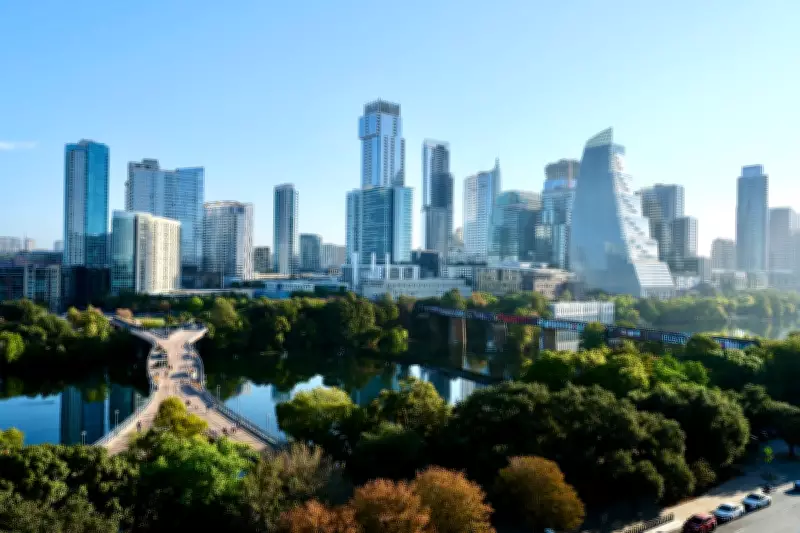 The Loren at Lady Bird Lake: Austin's Best Lakeside Hotel with Rooftop Dining