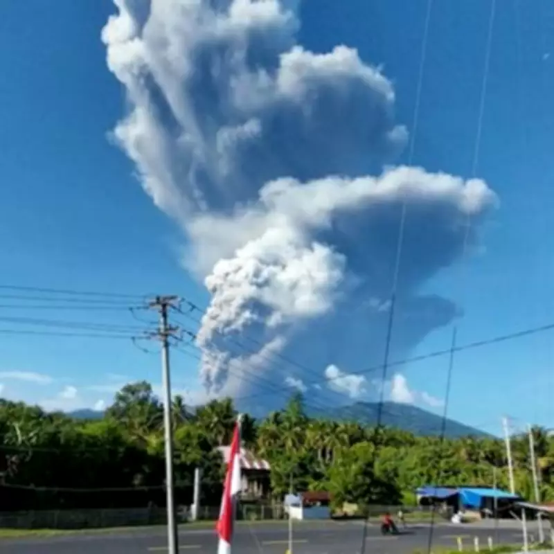 Three Hikers Die on Indonesian Volcano While Seeking Online Fame