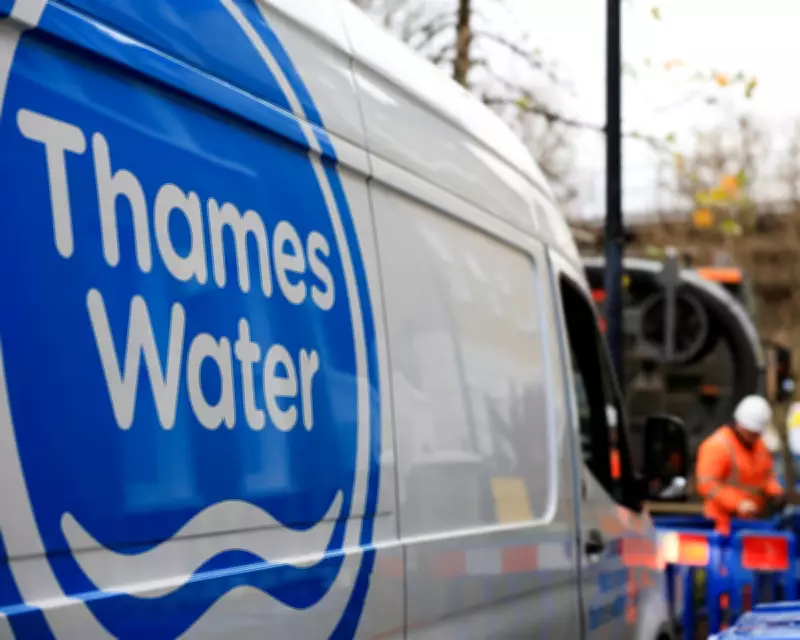 Trump Donor Paul Singer Eyes Millions in Thames Water Rescue Deal