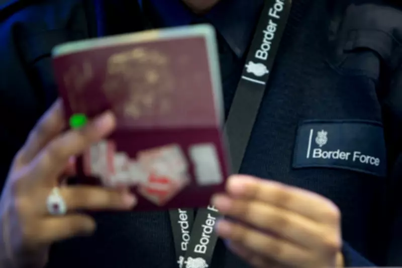 UK Expands E-Gate Access to Children Aged Eight and Nine