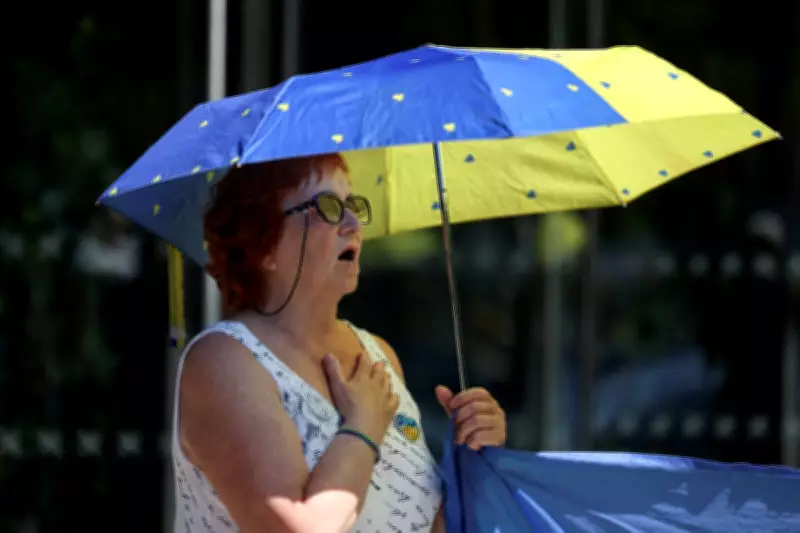 UK Heatwave: Yellow Alerts Issued for Bank Holiday 30C