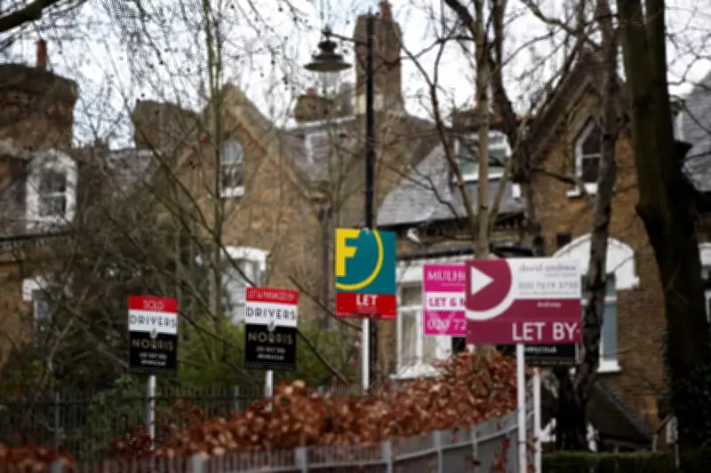 UK House Prices Stall in March Amid Buyer Caution Over Interest Rates
