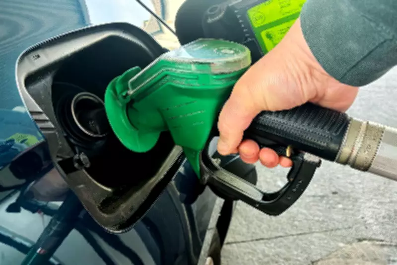 UK Inflation Drops to 2.8% But Iran War Threatens Spike