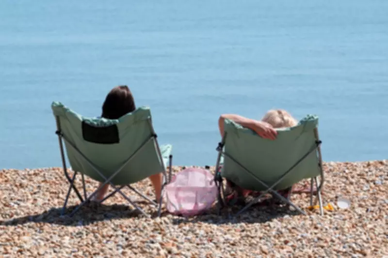 UK Issues Amber Heat Health Alert: Regions at Risk and Safety Tips