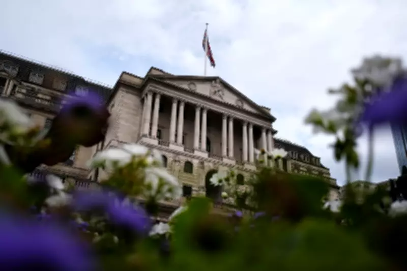 UK Long-Term Borrowing Costs Hit 28-Year High Amid Inflation and Political Uncertainty