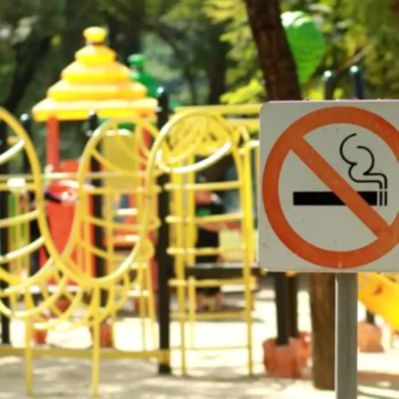 UK May Ban Smoking and Vaping in Outdoor Spaces Like Pub Gardens