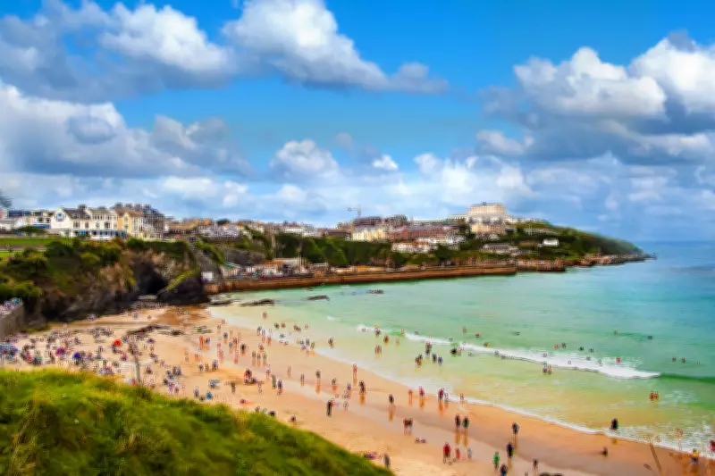 UK Must Prepare for 40C Summers to Avoid 10,000 Annual Deaths, Warns CCC