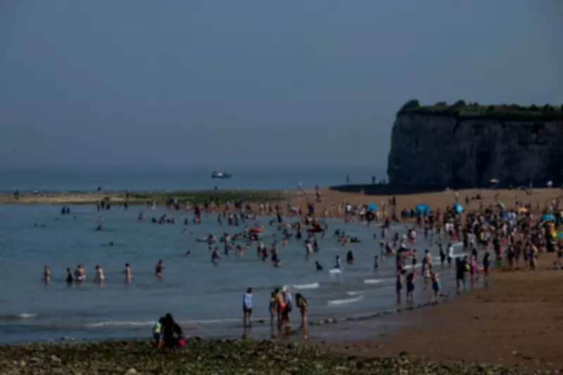 UK Records Hottest May Day Ever as Temperatures Hit 33.5C