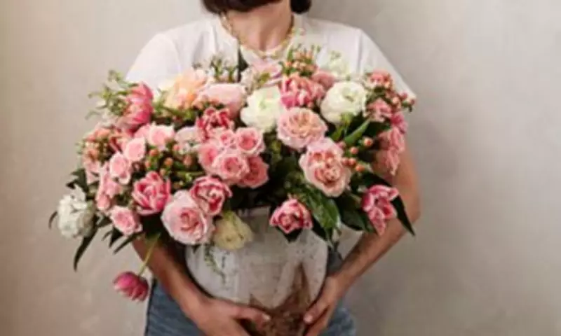 UrbanStems Mother's Day Bouquets: 15% Off with Exclusive Code