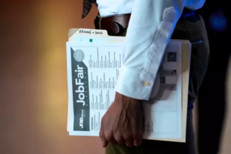 US Jobless Claims Rise to 211,000 Amid War in Iran Uncertainty