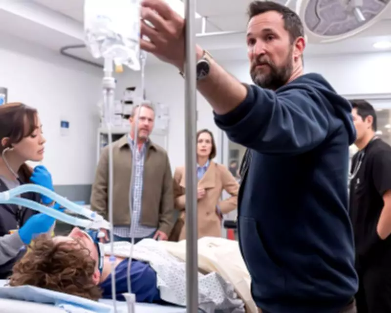 Why UK A&E Doctors Love The Pitt: A Realistic Medical Drama