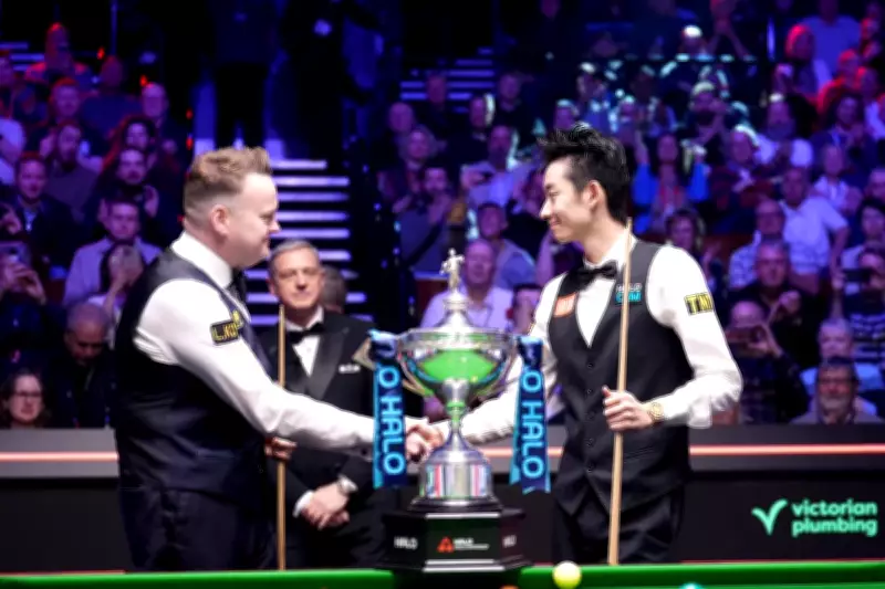 Wu Yize Leads Shaun Murphy 10-7 After Fracas at World Snooker Final