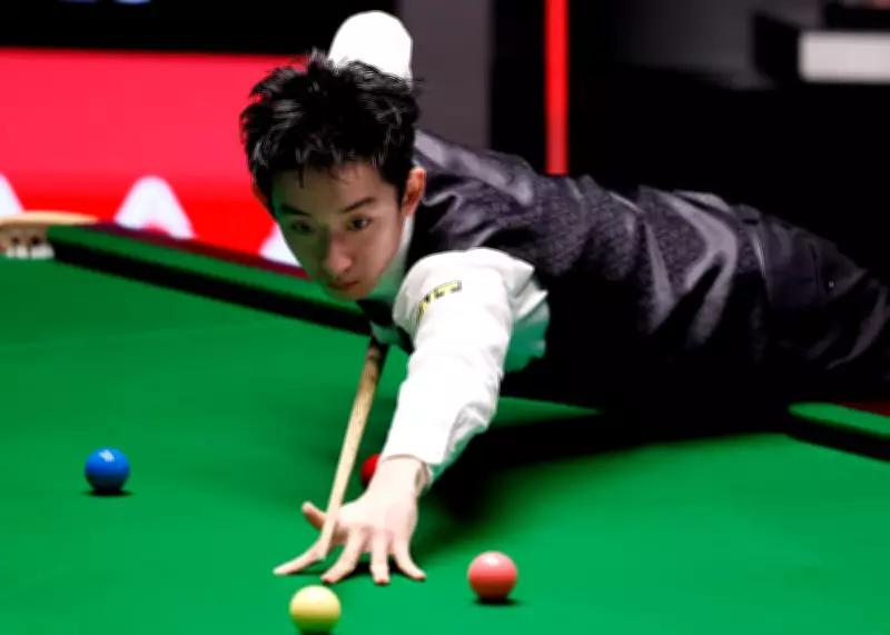 Wu Yize Powers to 6-2 Lead Over Mark Allen in World Snooker Semi-Final Despite Blackout