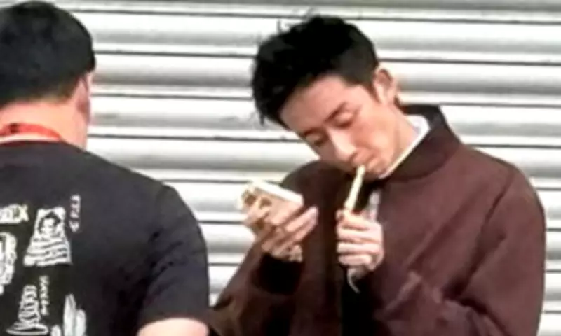 Wu Yize's Cigarette Break Wins Over Crucible Crowd in World Championship Victory