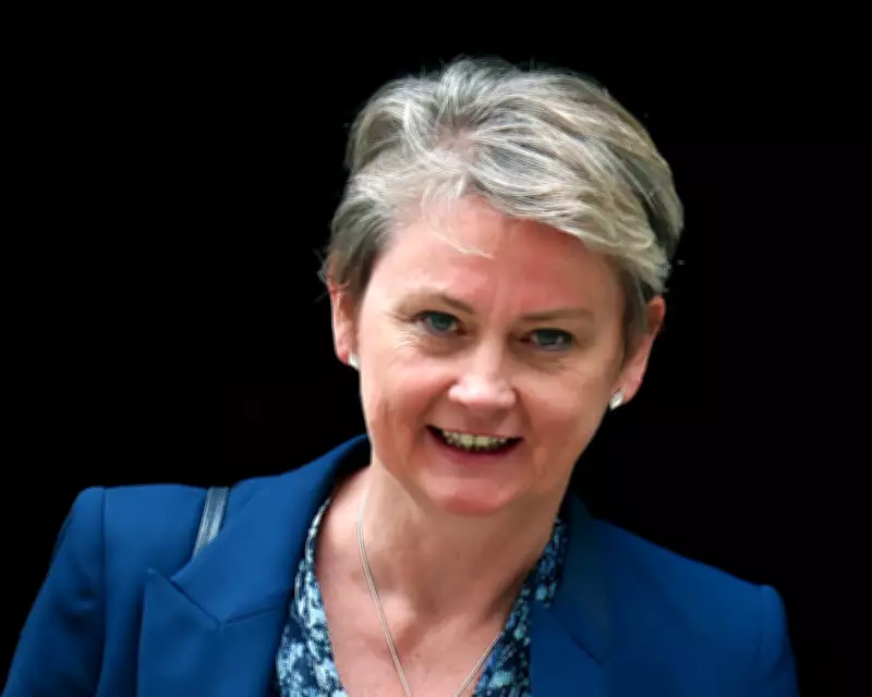 Yvette Cooper and Jonathan Reynolds Urge Labour MPs to End Anonymous Briefings