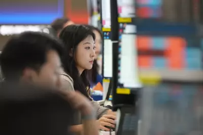 Asian Stocks Drop, Oil Rises as Iran Ceasefire Threatened by Attacks