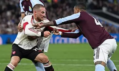 Carragher Slams Mac Allister's 'Embarrassing' Dive Against Villa's Konsa
