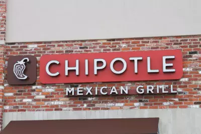 Chipotle Offers Free Meals to Teachers and Healthcare Workers