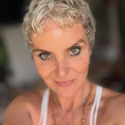 Coronation Street's Tracy Shaw Cuts Hair Amid Cancer Battle, Donates to Charity