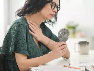 Energy Experts Back Cheap USB Fan Method to Stay Cool While Working
