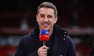 Gary Neville urges Man Utd to sell Mason Mount for rebuild funds