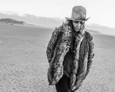 Linda Perry Opens Up About Cancer, Abuse, and Her Intimate New Documentary