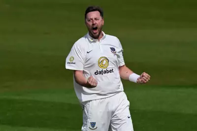 Ollie Robinson in talks with England as Sussex seamer eyes Test return
