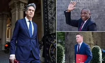 Starmer Defies Rebel MPs, Refuses to Quit Amid Growing Calls for His Ouster