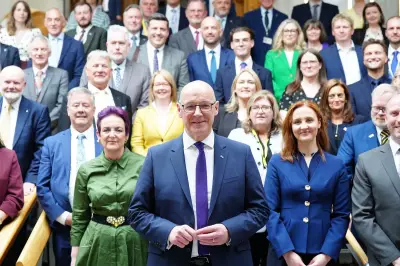 Swinney to Be Sworn In as First Minister and Appoint Cabinet