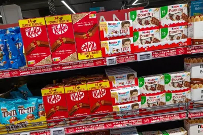 Thousands of Kit Kat Bars Scatter on Mississippi Highway After Truck Crash