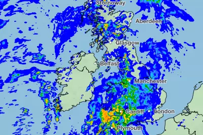 UK Braces for Two Days of Heavy Rain Ending Record Heatwave