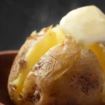 UK's Priciest Jacket Potato Costs £30 at Michelin Star Restaurant