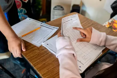 US Reading Recession: Kids Fall Behind as Test Scores Decline