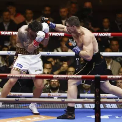 Usyk Stops Verhoeven in Controversial 11th-Round Bout