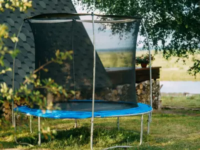 Warning: Never Make This 'Serious' Trampoline Mistake This Summer