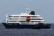 40 Passengers Disembark Cruise Ship Amid Hantavirus Outbreak on St. Helena