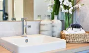 5 Budget-Friendly Bathroom Upgrades Under £100