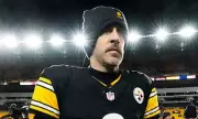 Aaron Rodgers Officially Returns to Steelers on One-Year Deal Worth Up to $25M