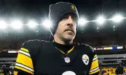 Aaron Rodgers to play another NFL season for Pittsburgh Steelers
